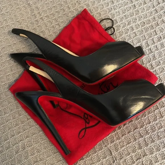 Christian Louboutin Black  Leather  Peep Toe Slingback Sandals 40.5 - Picture 5 of 12